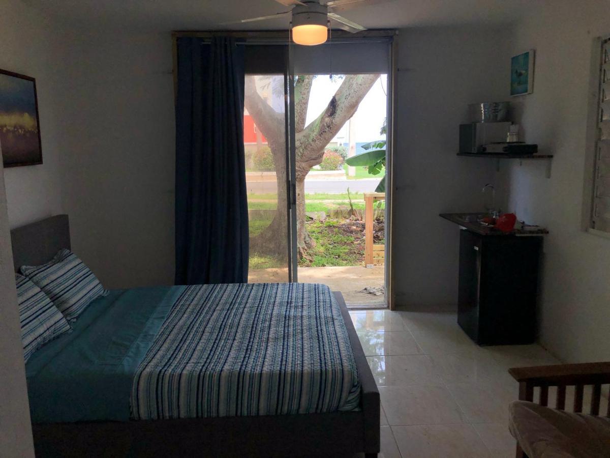 Las Olas Beach Apartments Αρεσίμπο Εξωτερικό φωτογραφία