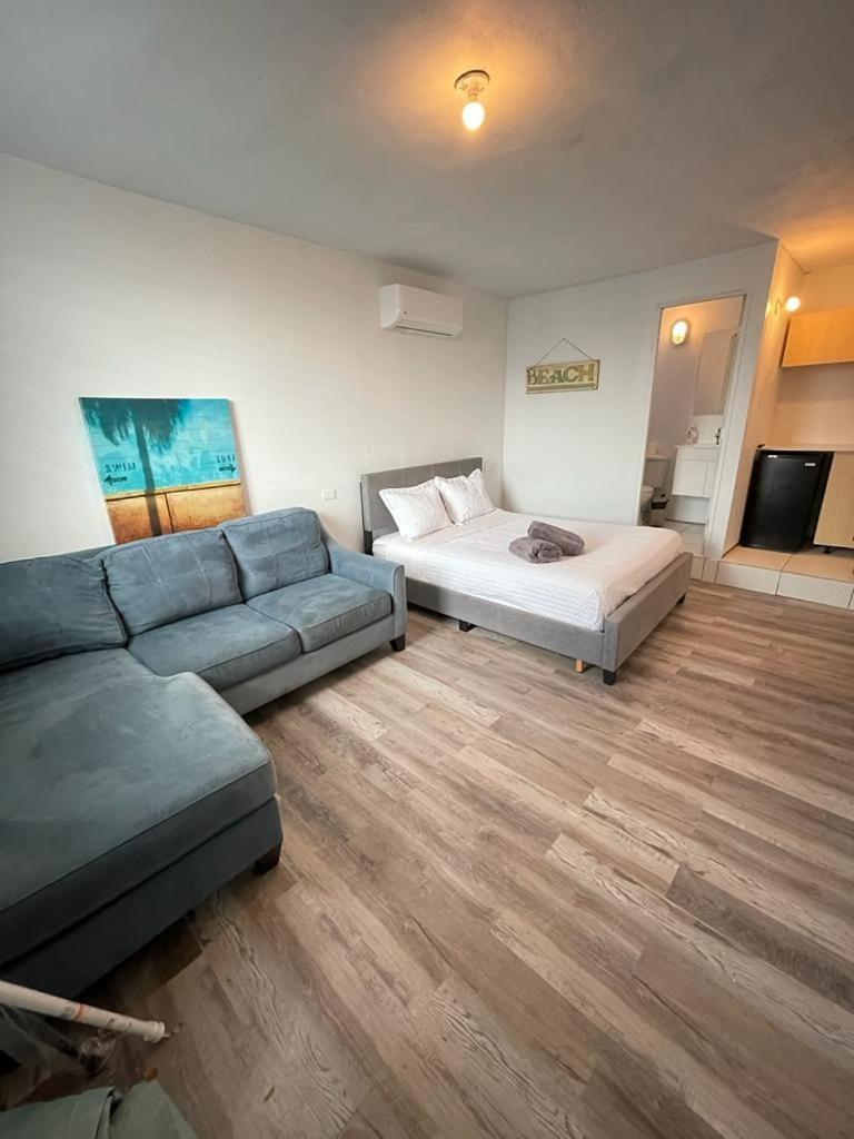Las Olas Beach Apartments Αρεσίμπο Εξωτερικό φωτογραφία